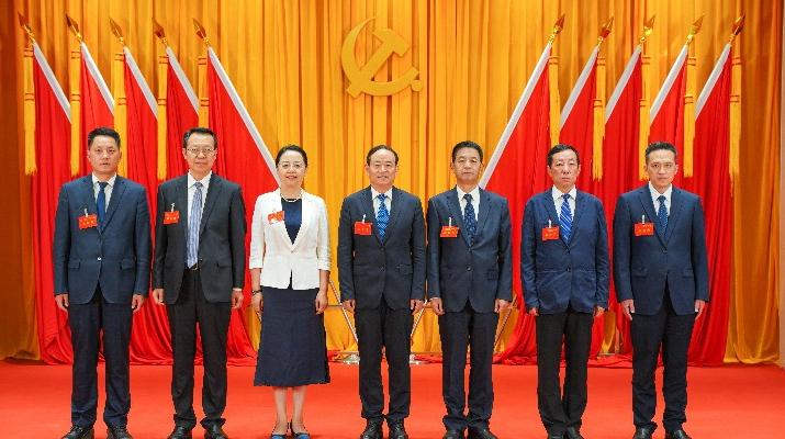 5月27日下午，中国共产党<a href='http://568345.dongyvietnam.net'>正规电子游艺网址</a>第一次代表大会胜利闭幕。大会选举产生了中国共产党<a href='http://568345.dongyvietnam.net'>正规电子游艺网址</a>第一届“两委”委员。大会以无记名投票方式差额选举产生了<a href='http://568345.dongyvietnam.net'>正规电子游艺网址</a>第一届党委委